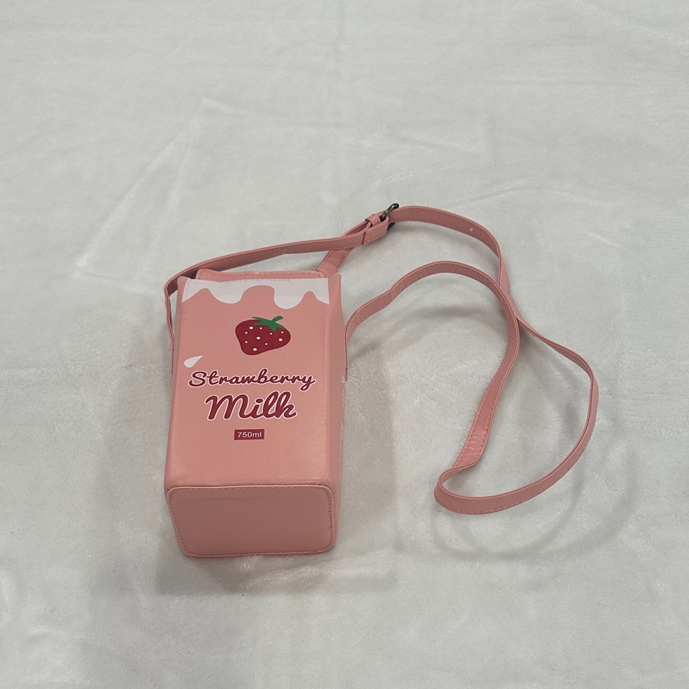 Charming Pink Crossbody Bag - Picture 3 of 13